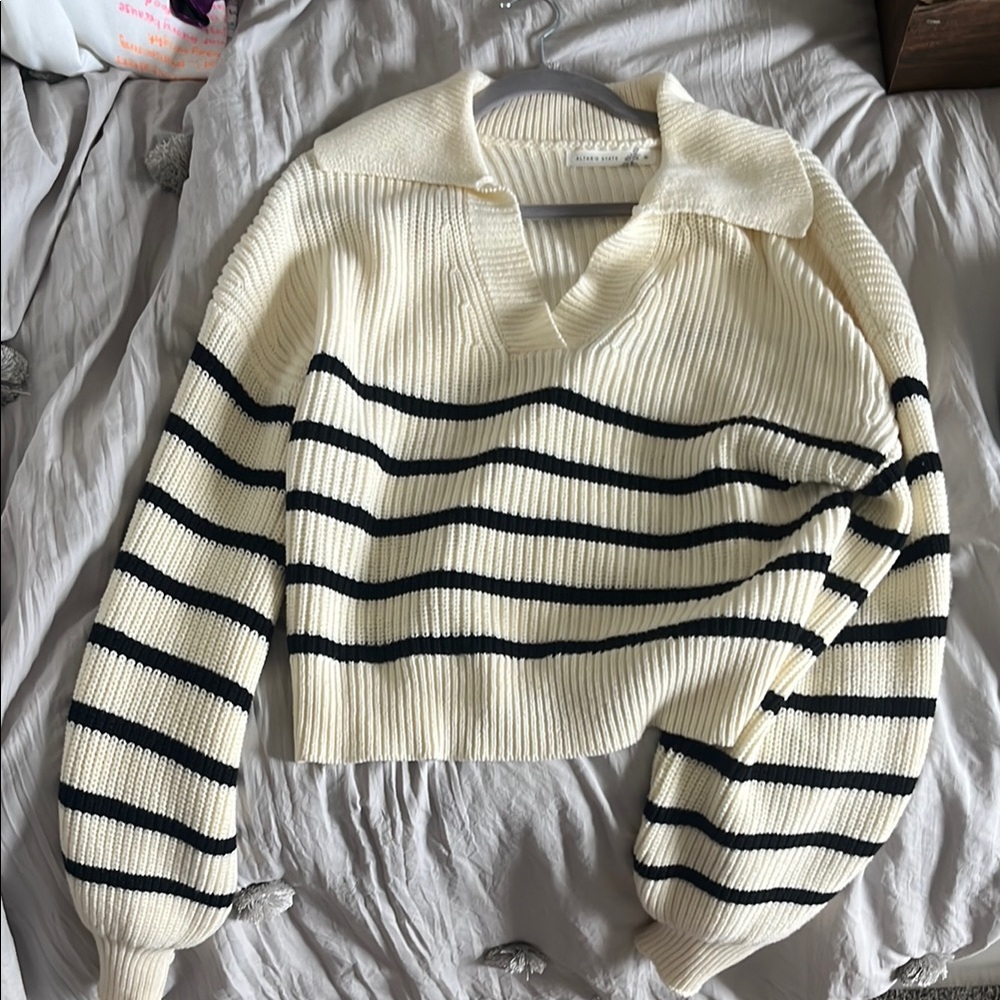 BRAND NEW WITH TAGS!! cropped alter’d state sweater